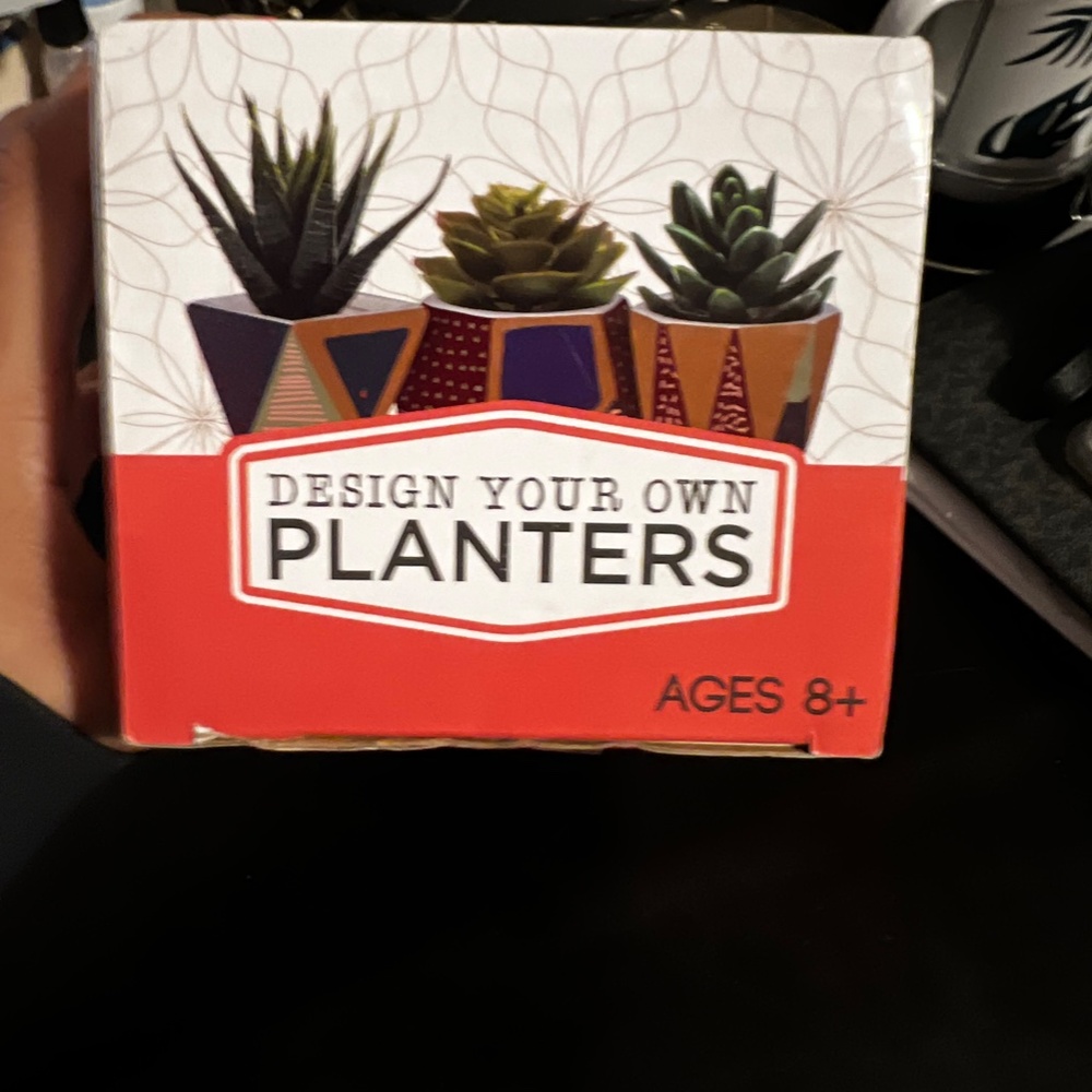 Design your Planter - Picture 4 of 5